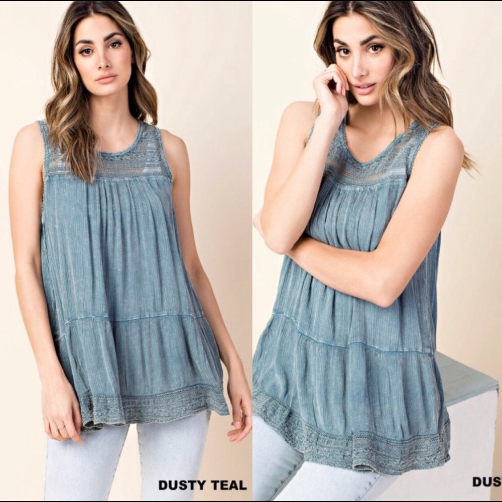 Flattering Teal Lace Ruffle Top - Picture 1 of 1